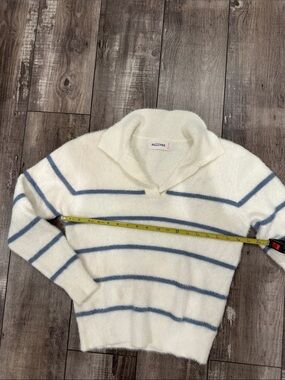 Sullivan Cream V-Neck Sweater with Blue Stripes